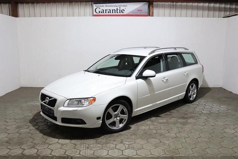 Gebraucht Volvo V70 R-Design 213 PS (156 kW) 2012 Weiß Kombi