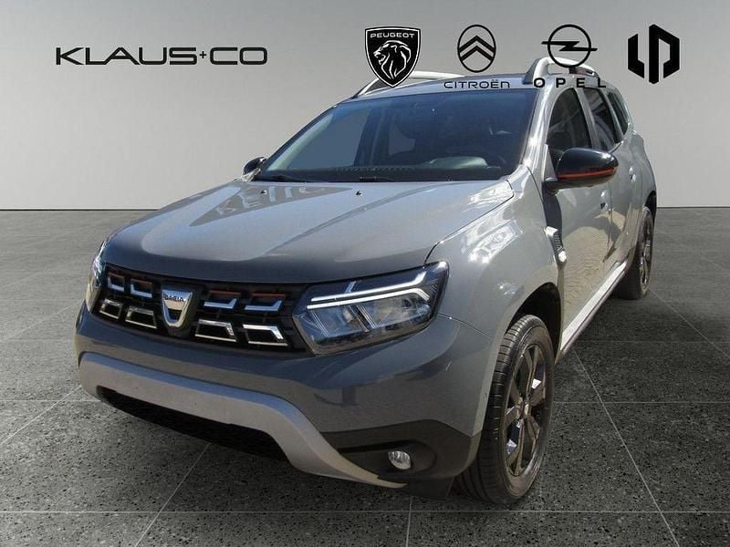 Grau Gebraucht 2022 Dacia Duster Extreme SUV | 16.980 € (Fairer Preis) - Bild 1/3