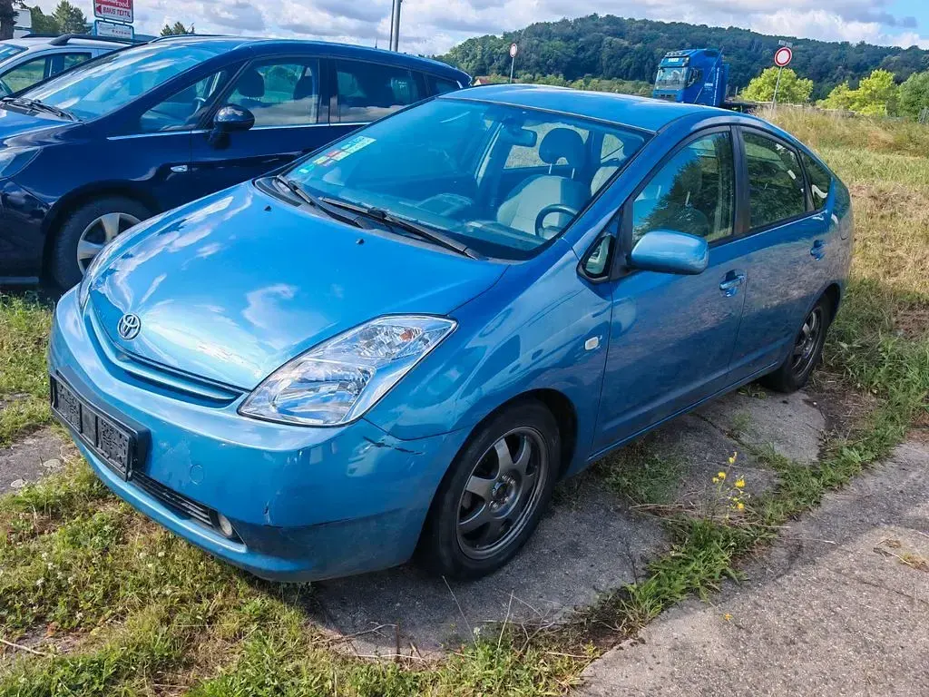 Gebraucht Toyota Prius Executive 111 PS (81 kW) 2005 Blau Kleinwagen