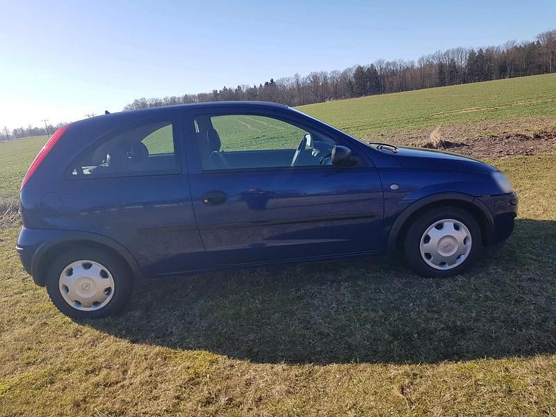Gebraucht Opel Corsa 60 PS (44 kW) 2005 Blau Kleinwagen