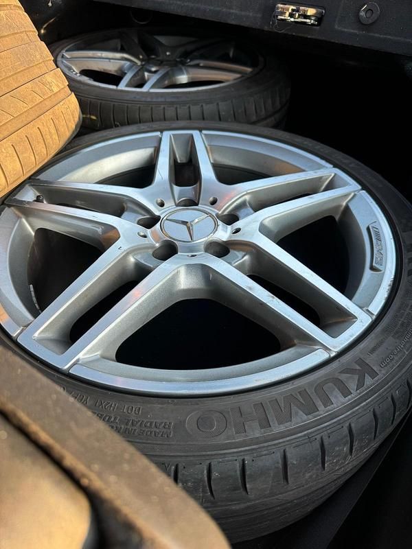 Gebraucht Mercedes E220 AMG 170 PS (125 kW) 2013 Grau Coupé