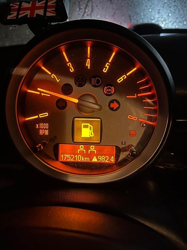 Gebraucht Mini Cooper 98 PS (72 kW) 2010 Weiß Kleinwagen