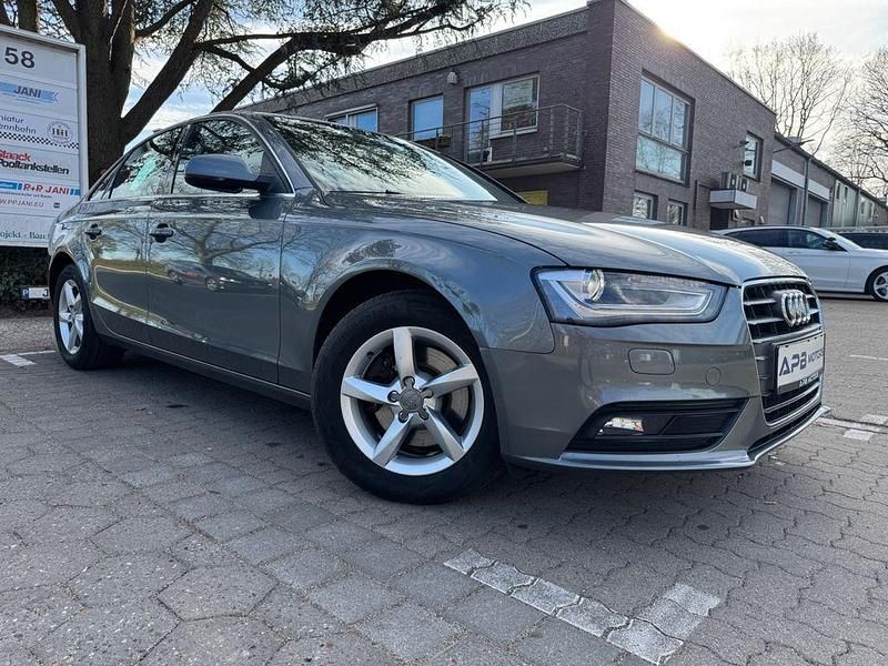 Gebraucht Audi A4 Ambiente 143 PS (105 kW) 2013 Grau Limousine