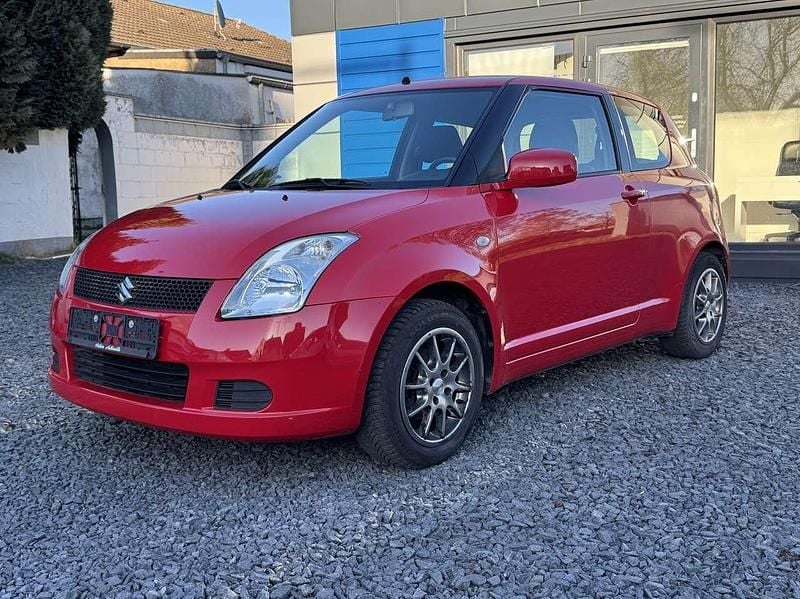 Gebraucht Suzuki Swift 92 PS (67 kW) 2005 Rot Kleinwagen