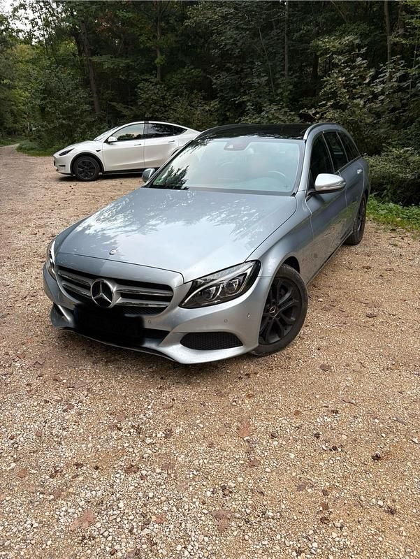 Silber Gebraucht 2015 Mercedes C220 Kombi | 16.750 € (Etwas zu teuer) - Bild 1/4