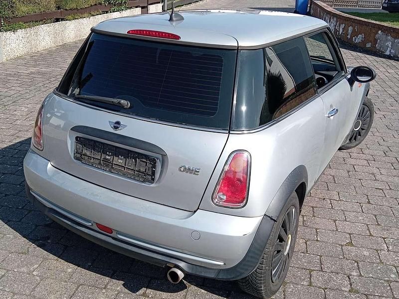 Gebraucht Mini ONE 90 PS (66 kW) 2006 Grau Kleinwagen
