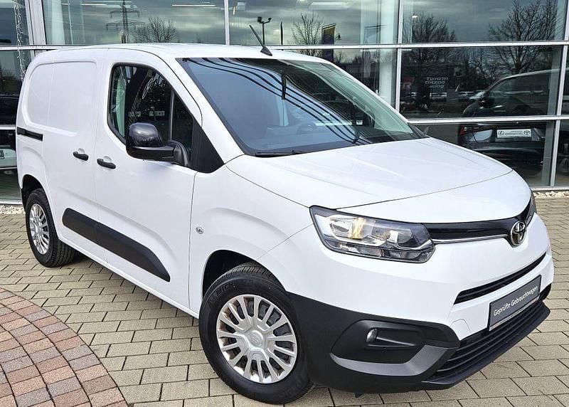 Gebraucht Toyota Proace City City 110 PS (80 kW) 2023 Weiß Van / Kleinbus