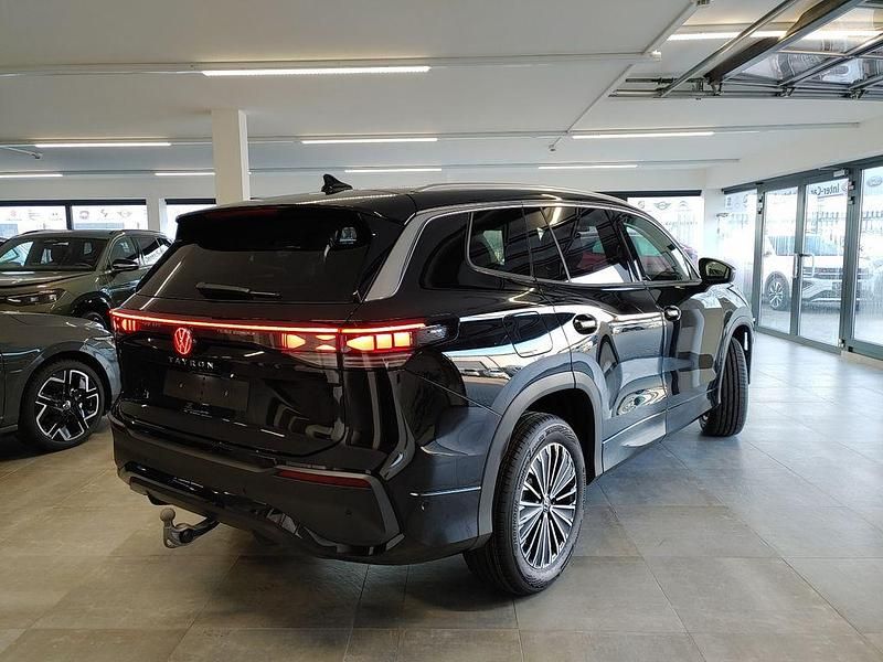 Neu VW Tayron 150 PS (110 kW) 2025 Schwarz SUV