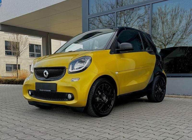 Gebraucht Smart ForTwo Cabrio 71 PS (52 kW) 2016 Schwarz Cabrio