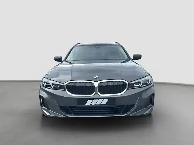 Gebraucht BMW 320 Shadowline 190 PS (139 kW) 2023 Grau Kombi