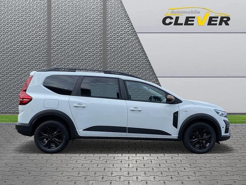 Neu Dacia Jogger Extreme 101 PS (74 kW) 2025 Weiß Van / Kleinbus