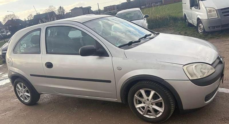 Second-hand Opel Corsa Comfort 58 CP (42 kW) 2001 Gri Hatchback