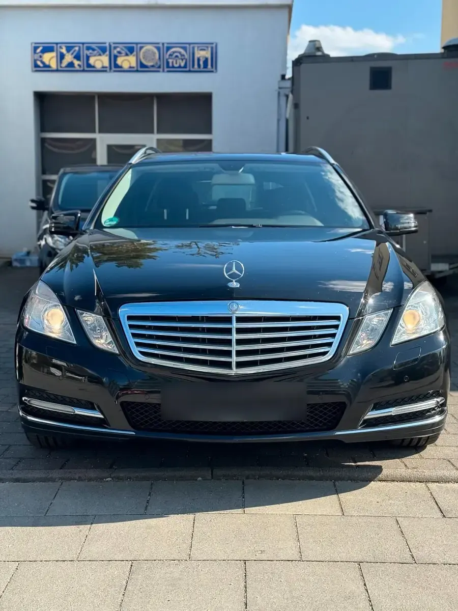 Brugt Mercedes E220 170 HK (125 kW) 2011 Sort Stationcar