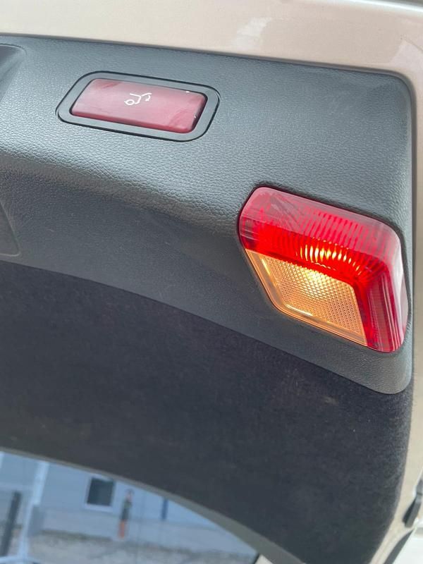 Grau Gebraucht 2010 Mercedes E220 Elegance Kombi | 5.600 € (Superpreis) - Bild 1/4