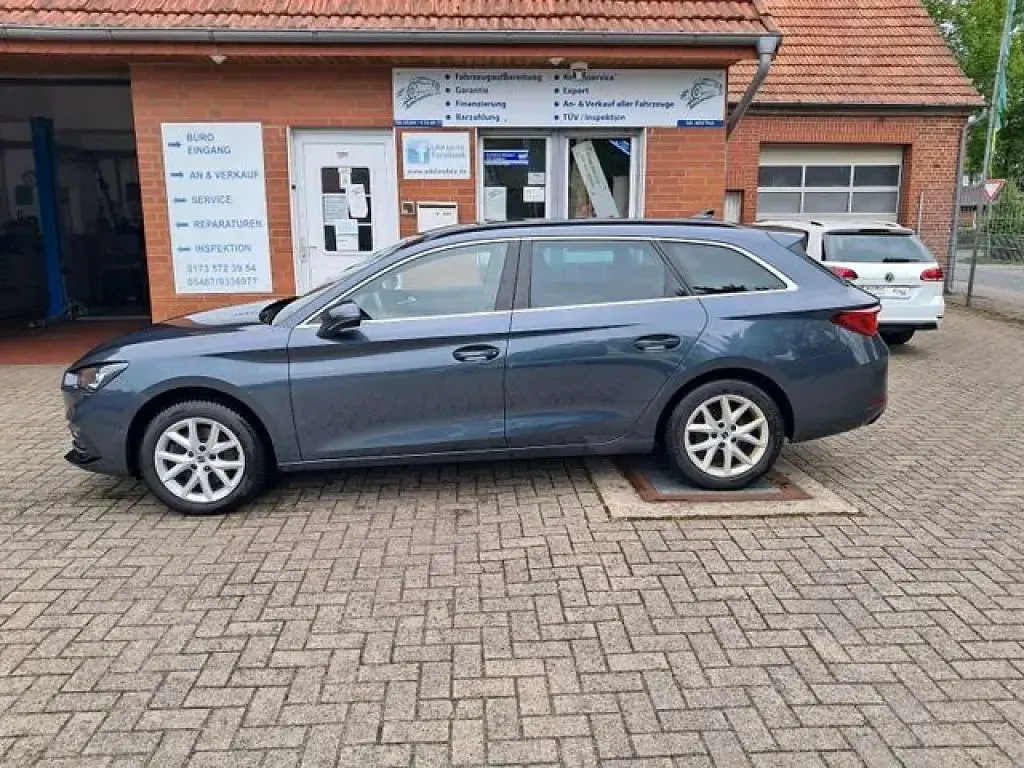 Gebraucht Seat Leon Style 150 PS (110 kW) 2023 Grau Kombi