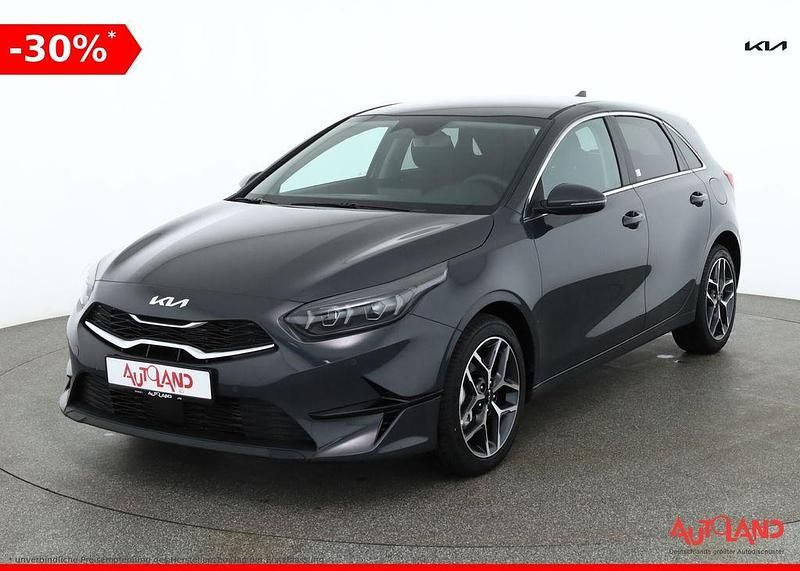 Neu Kia Ceed 140 PS (102 kW) 2025 Andere Kleinwagen