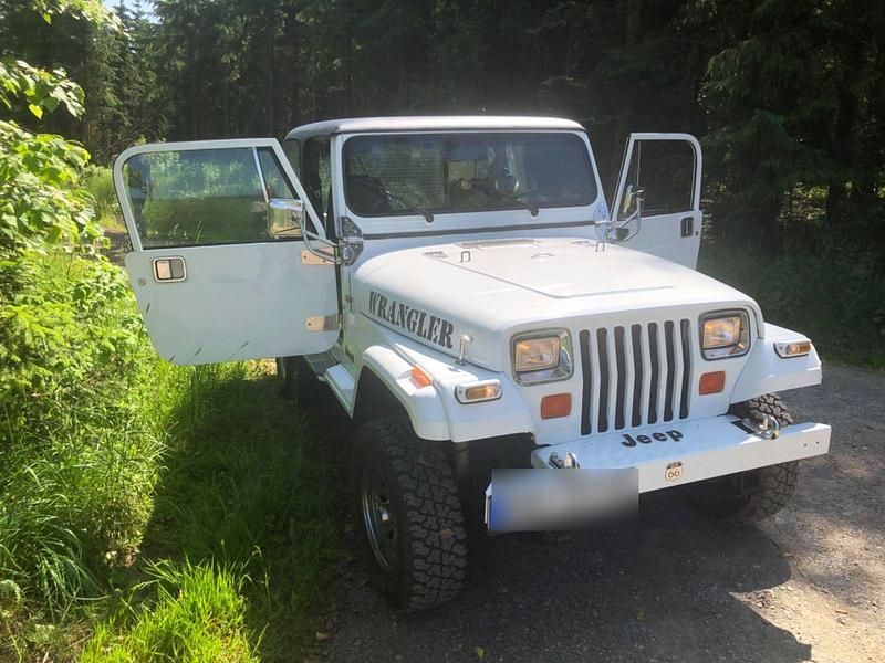 Gebraucht Jeep Wrangler 103 PS (75 kW) 1990 Weiß SUV