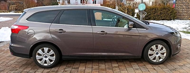 Gebraucht Ford Focus 125 PS (91 kW) 2014 Andere farben Kombi