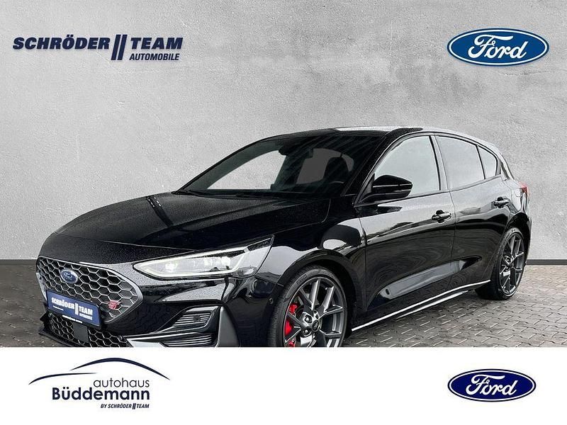 Schwarz Gebraucht 2023 Ford Focus ST Limousine | 33.980 € (Fairer Preis) - Bild 1/4