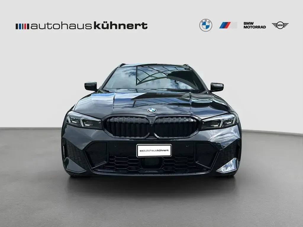 Neu BMW 320 M Sport 190 PS (139 kW) 2026 Schwarz Kombi