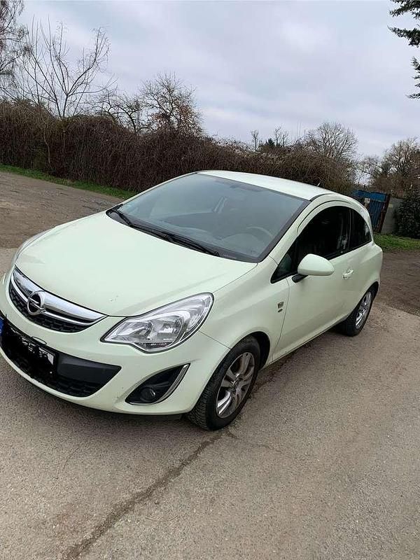 Gebraucht Opel Corsa S 88 PS (64 kW) 2011 Kleinwagen