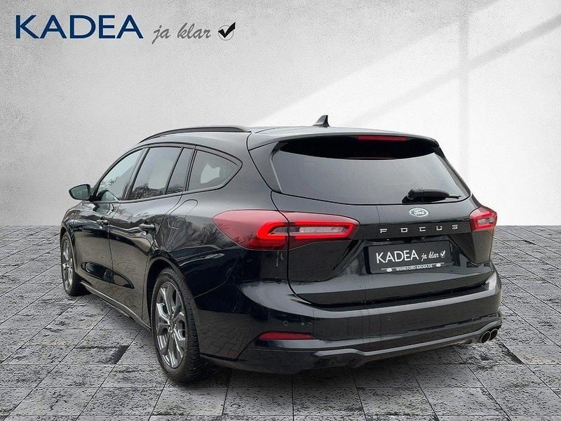 Gebraucht Ford Focus ST-Line X 125 PS (91 kW) 2024 Obsidianschwarz metallic