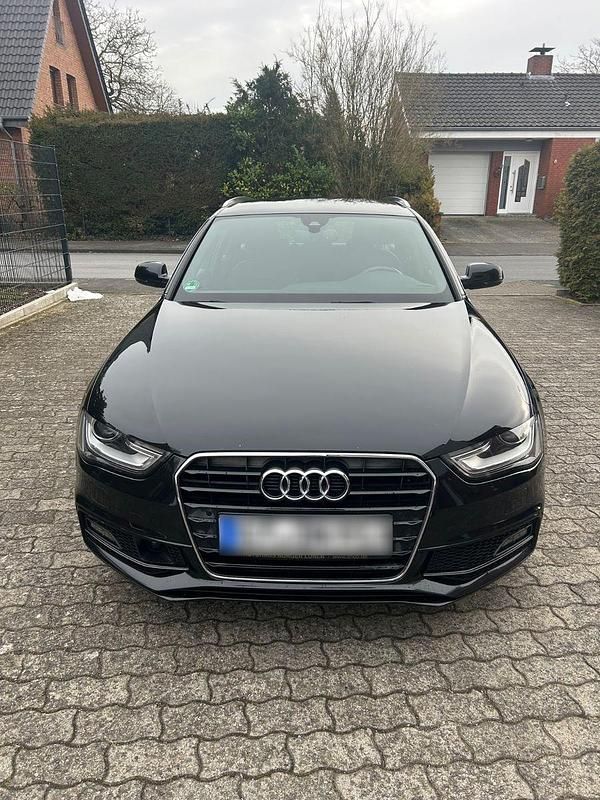 Gebraucht Audi A4 S-Line 150 PS (110 kW) 2015 Schwarz Kombi
