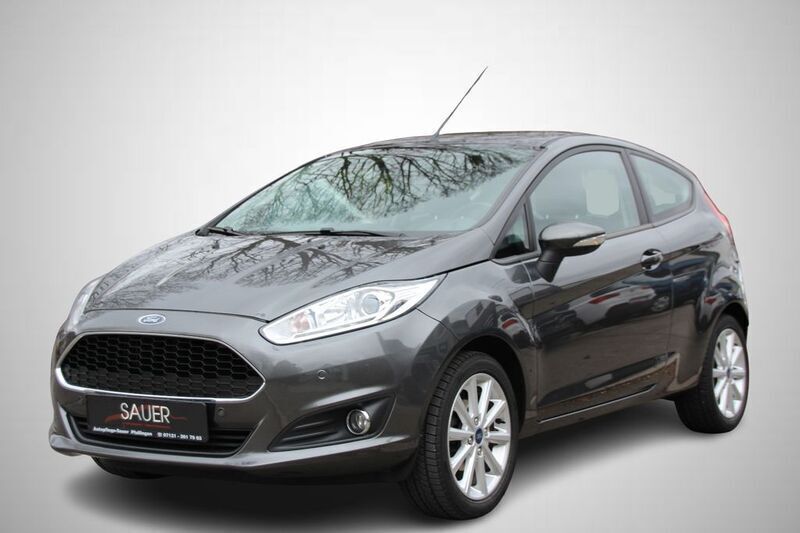 Grau Gebraucht 2017 Ford Fiesta Celebration Kleinwagen | 5.900 € (Superpreis) - Bild 1/4