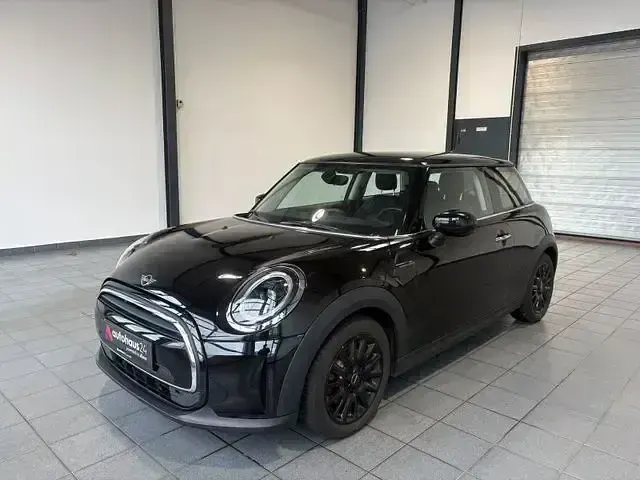 Gebraucht Mini ONE Essential 102 PS (75 kW) 2022 Schwarz Kleinwagen