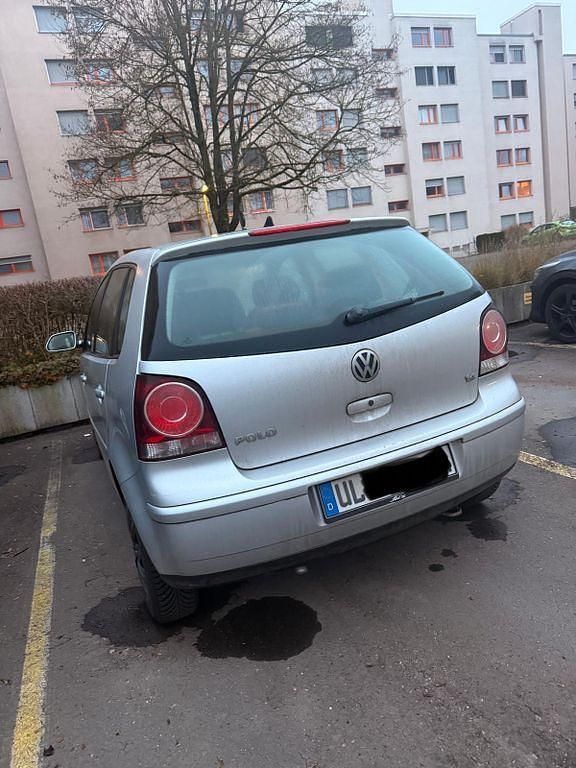 Gebraucht VW Polo Comfortline 80 PS (58 kW) 2006 Silber Limousine