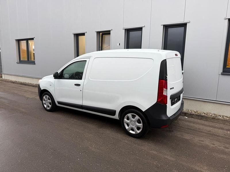 Gebraucht Dacia Dokker Express 102 PS (75 kW) 2019 Weiß Van