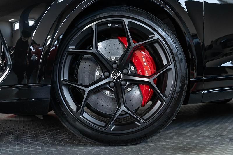 Neu Audi RS Q8 Performance 640 PS (470 kW) 2026 Mythosschwarz metallic SUV