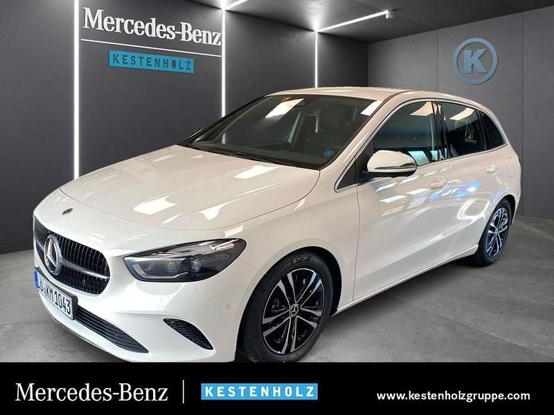 Weiß Gebraucht 2025 Mercedes B180 Progressive Van / Kleinbus | 34.850 € (Teuer) - Bild 1/4