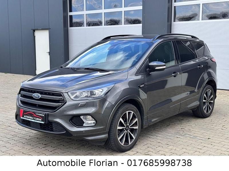 Gebraucht Ford Kuga ST-Line 150 PS (110 kW) 2019 Grau SUV