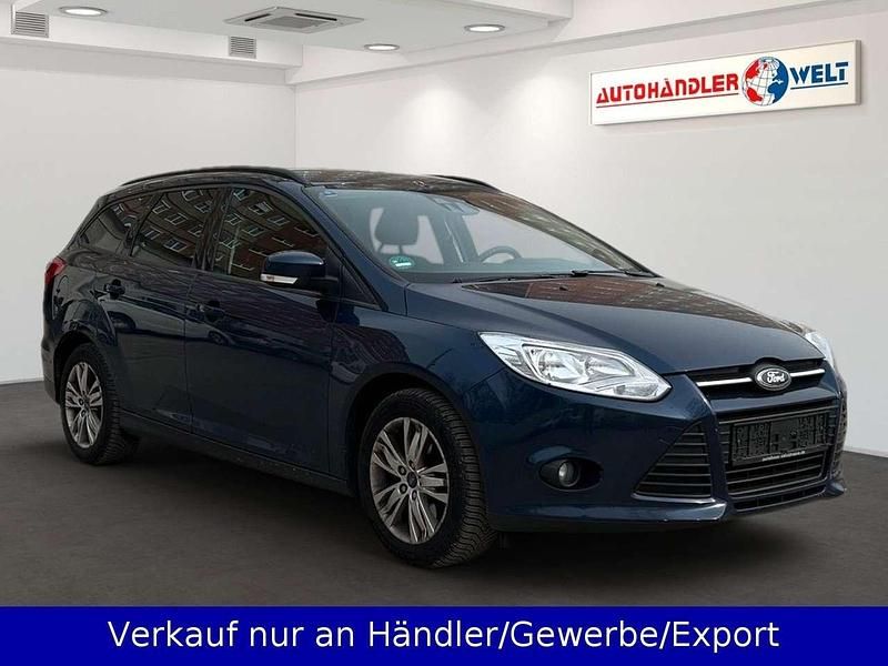 Gebraucht Ford Focus 105 PS (77 kW) 2011 Blau Kombi