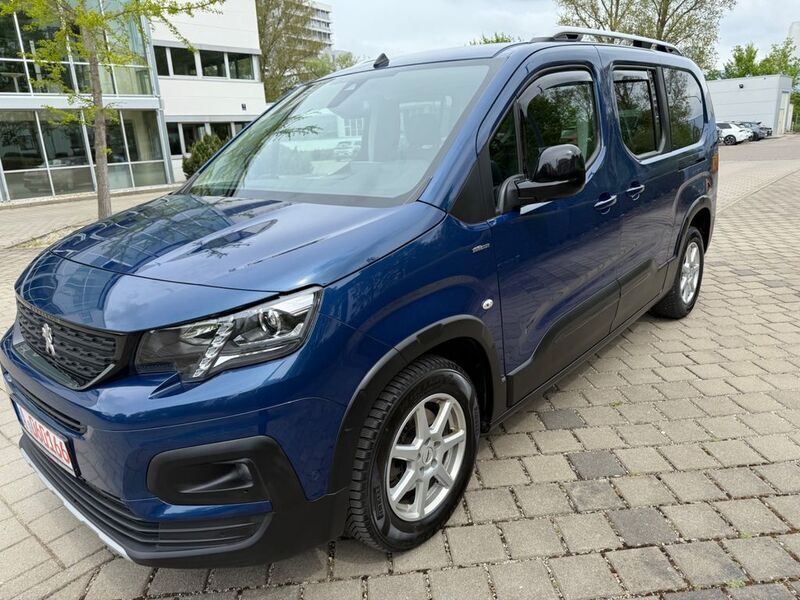 Blau Gebraucht 2020 Peugeot Rifter Allure Van / Kleinbus | 15.900 € (Guter Preis) - Bild 1/4