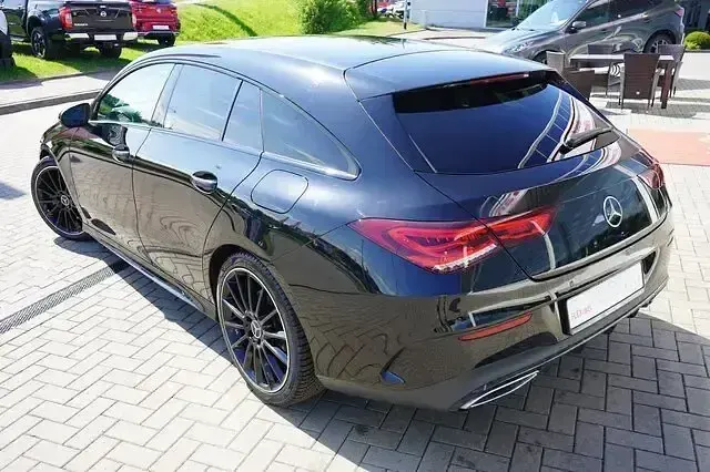 Gebraucht Mercedes CLA200 AMG line 163 PS (119 kW) 2023 Schwarz Coupé