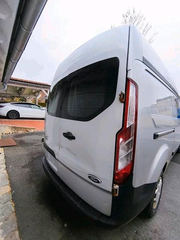 Second-hand Ford Transit 125 CP (91 kW) 2016 Argintiu Monovolum