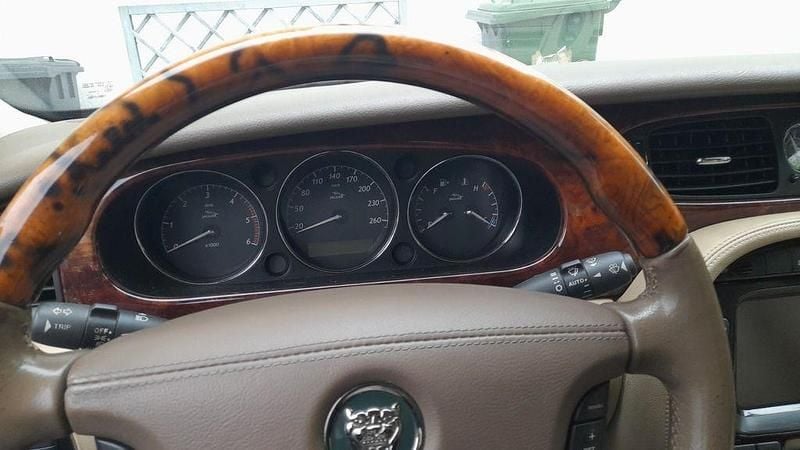 Gebraucht Jaguar XJ 136 PS (100 kW) 2006 Grün Limousine