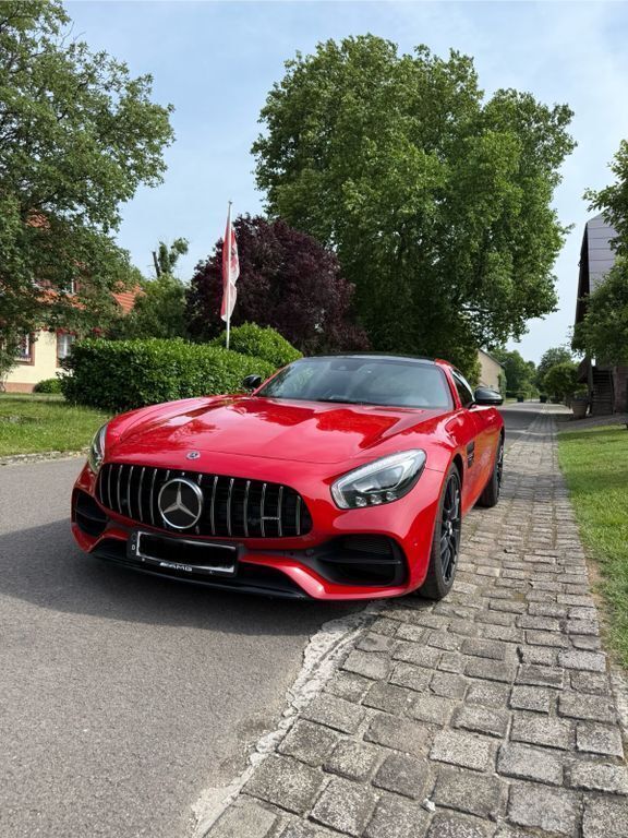 Rot Gebraucht 2018 Mercedes AMG GT S AMG Coupé | 92.990 € (Superpreis) - Bild 1/4
