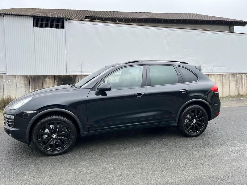 Gebraucht Porsche Cayenne S 400 PS (294 kW) 2012 Schwarz SUV