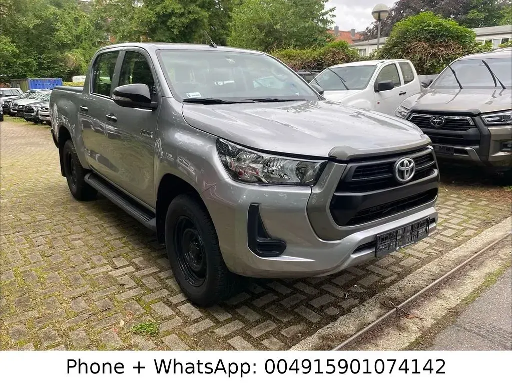 Gebraucht Toyota HiLux 171 PS (125 kW) 2007 Rot metallic Pickup