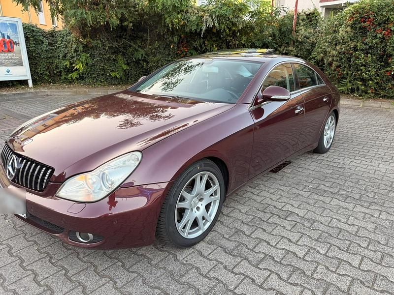 Gebraucht Mercedes CLS320 224 PS (164 kW) 2006 Rot Limousine