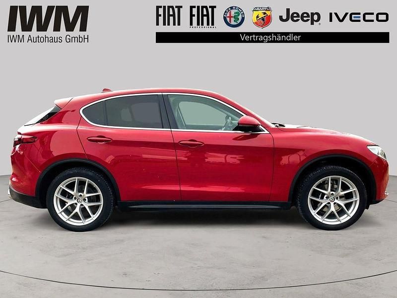 Gebraucht Alfa Romeo Stelvio Super 280 PS (205 kW) 2020 Rot SUV