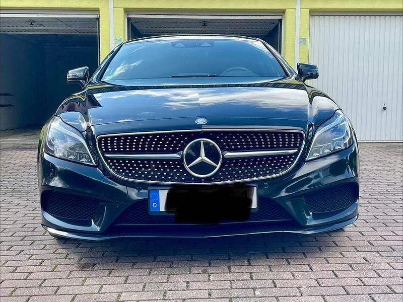 Schwarz Gebraucht 2016 Mercedes CLS350 Shooting Brake AMG Kombi | 25.999 € (Etwas zu teuer) - Bild 1/4