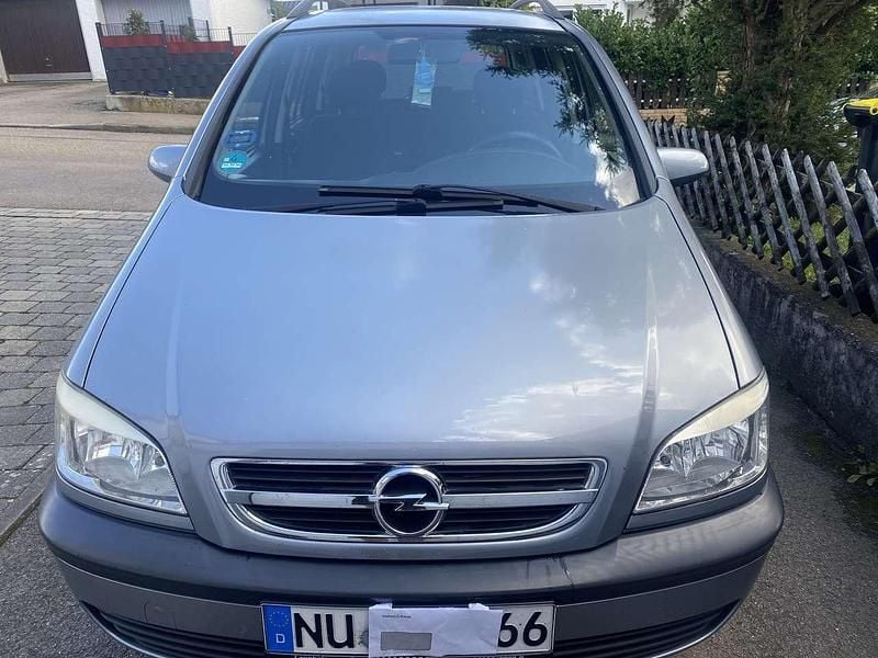 Gebraucht 2005 Opel Zafira Van / Kleinbus | 1.900 € (Superpreis) - Bild 1/4