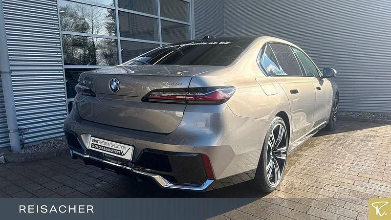 Gebraucht BMW 740 M Sport 286 PS (210 kW) 2025 Grau Limousine