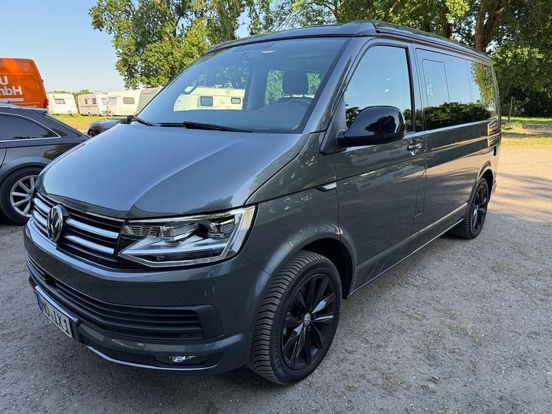 Gebraucht VW California Beach 150 PS (110 kW) 2019 Grau Van