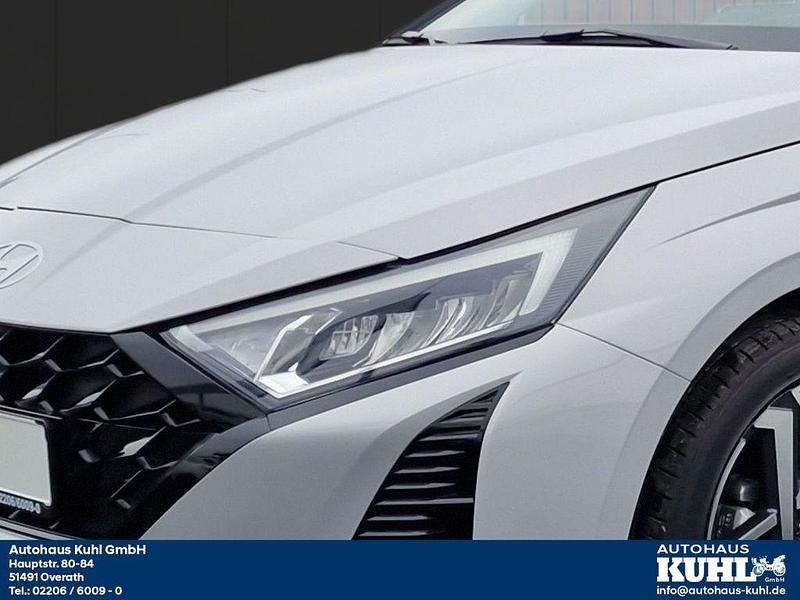 Gebraucht Hyundai i20 Sport 79 PS (58 kW) 2025 Lumen grey / dachla (metallic) Kleinwagen