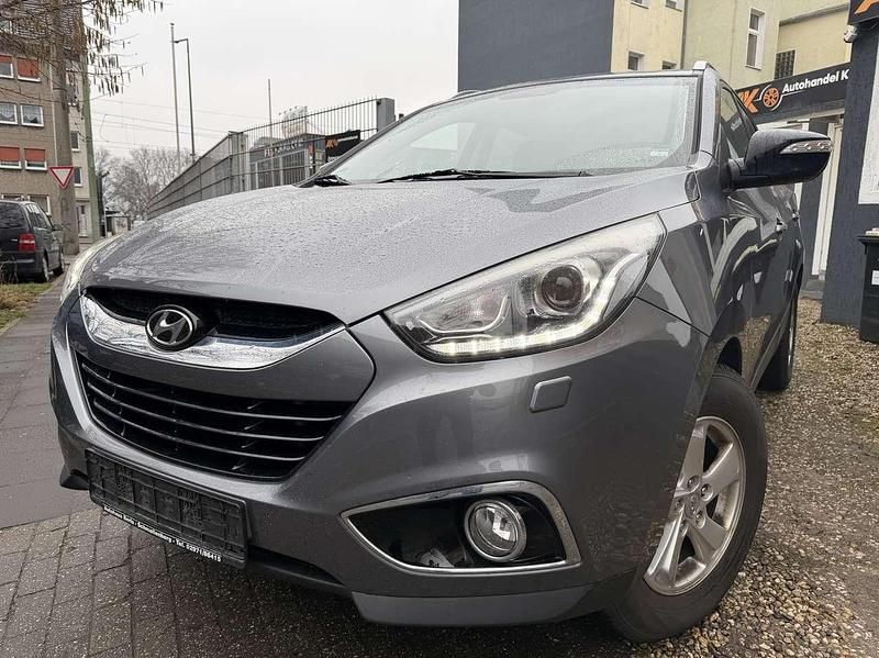 Gebraucht Hyundai ix35 Trend 184 PS (135 kW) 2014 Grau SUV